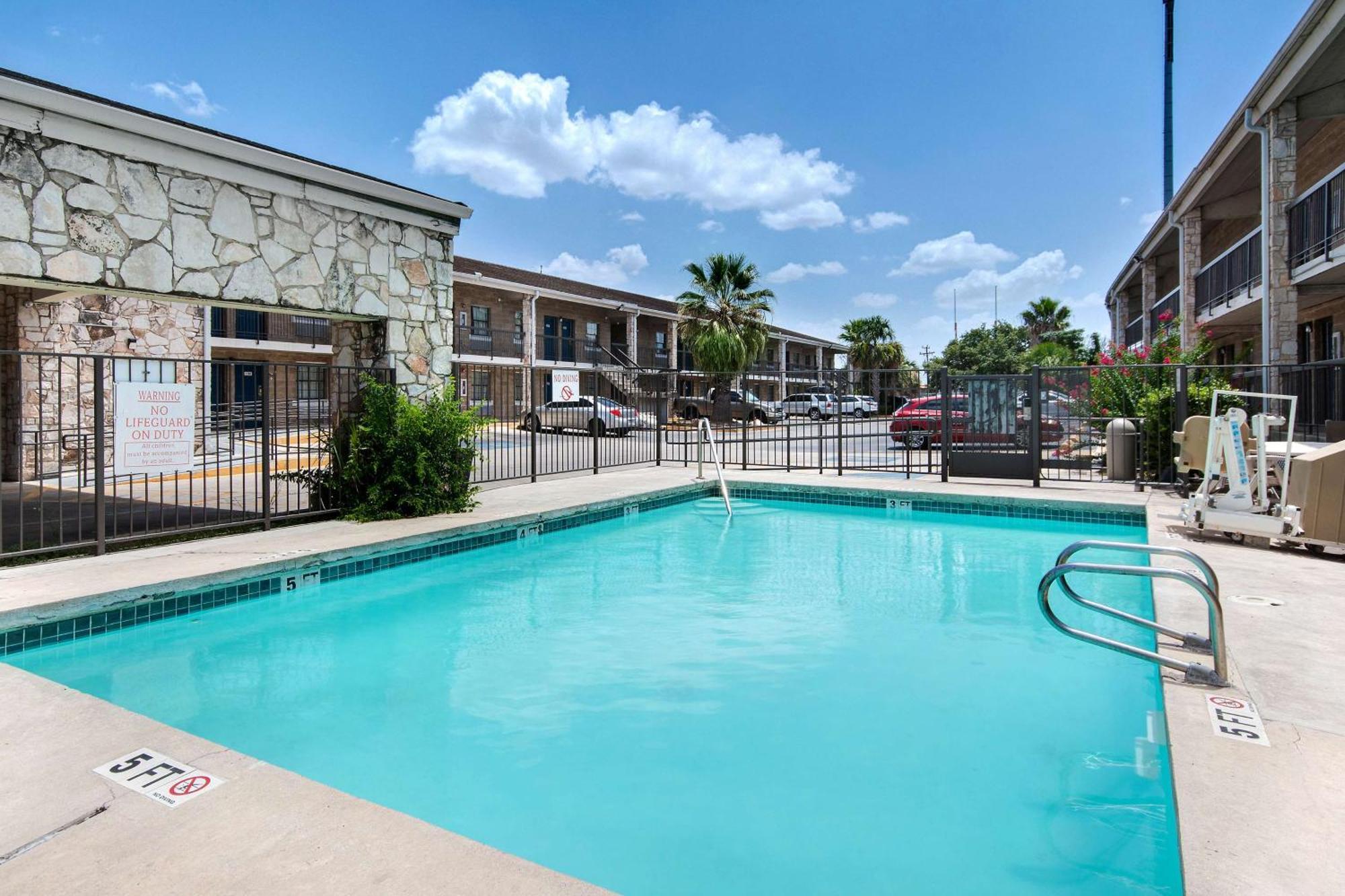 Motel 6-San Antonio, Tx - Northwest Medical Center Екстер'єр фото