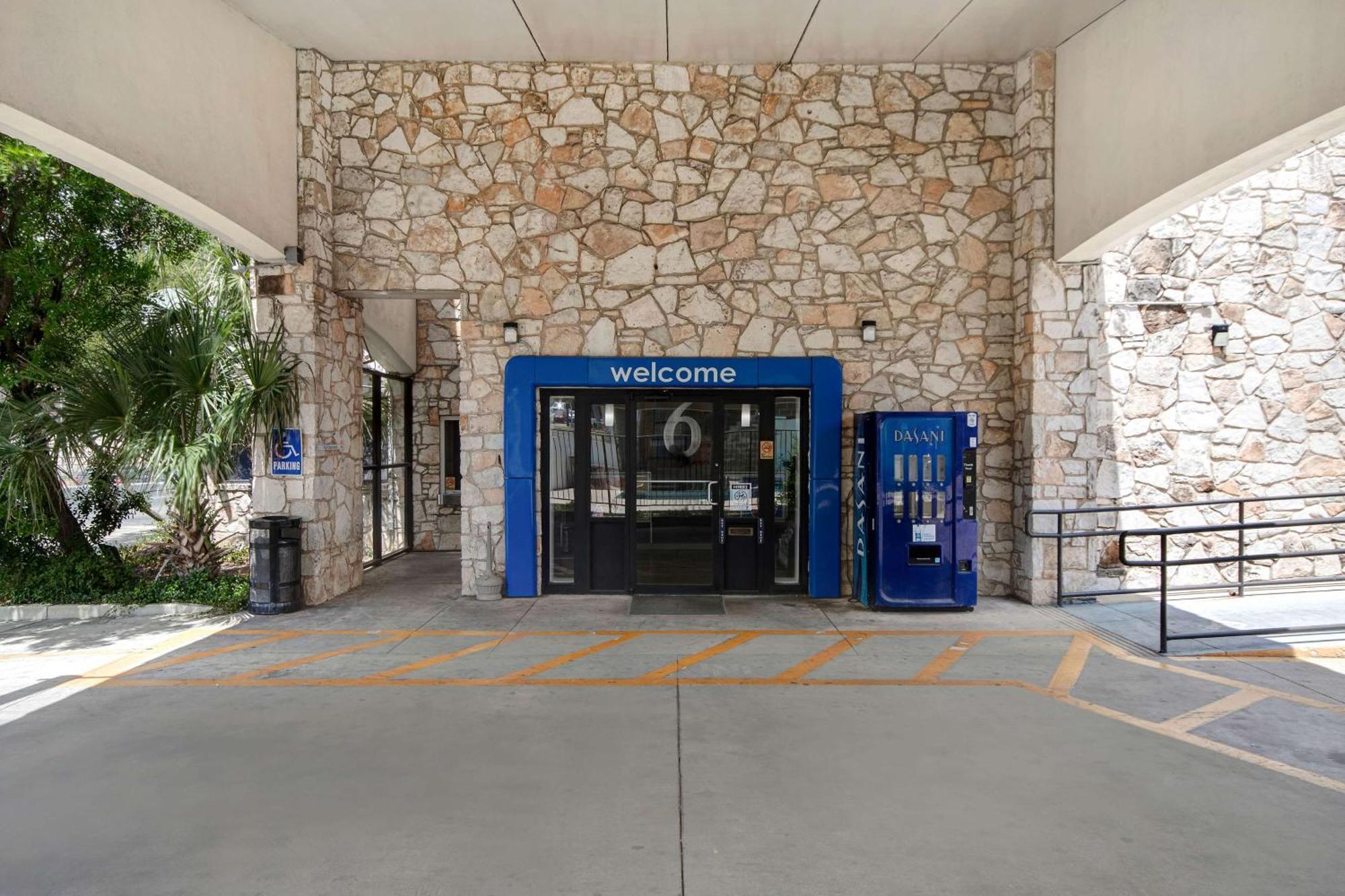 Motel 6-San Antonio, Tx - Northwest Medical Center Екстер'єр фото